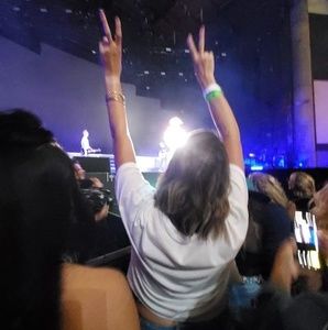 Meet your Posher, Kara